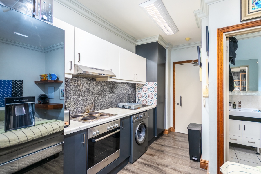 1 Bedroom Property for Sale in Cape Town City Centre Western Cape